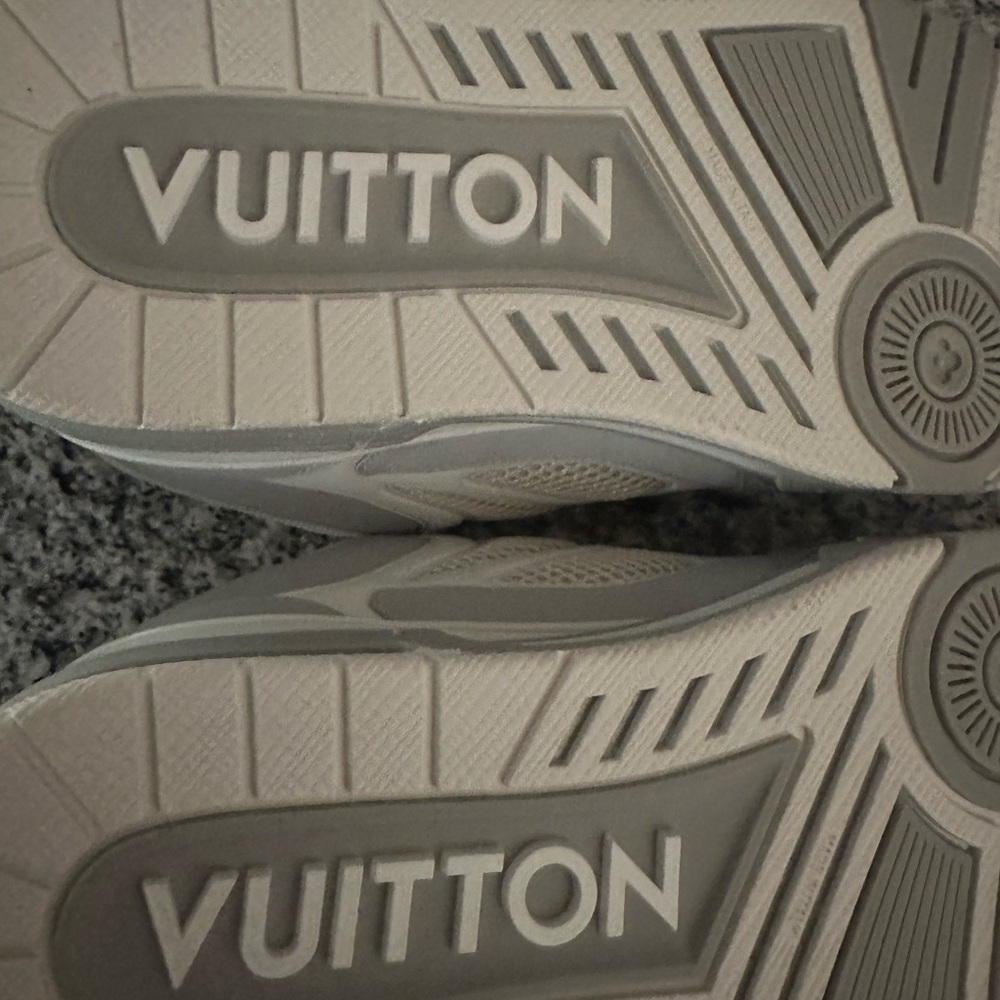 Louis Vuitton Skate - Picture 6 of 6